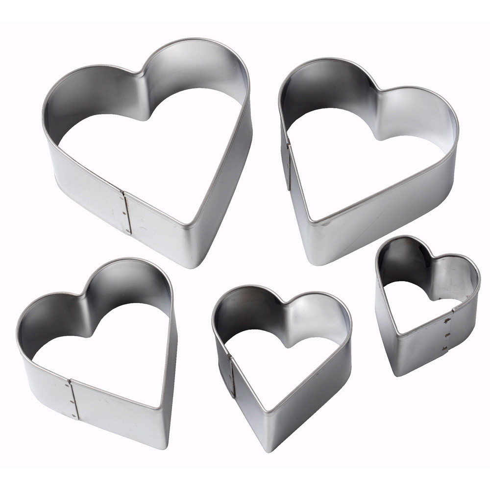 View Heart Shaped Cookie or Biscuit Cutters Set of 5 ProCook information