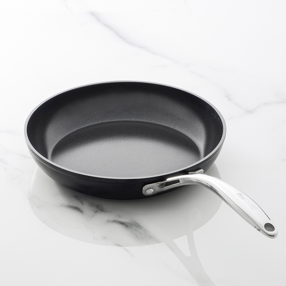 View ProCook Professional Ceramic Cookware Induction Frying Pan 28cm information